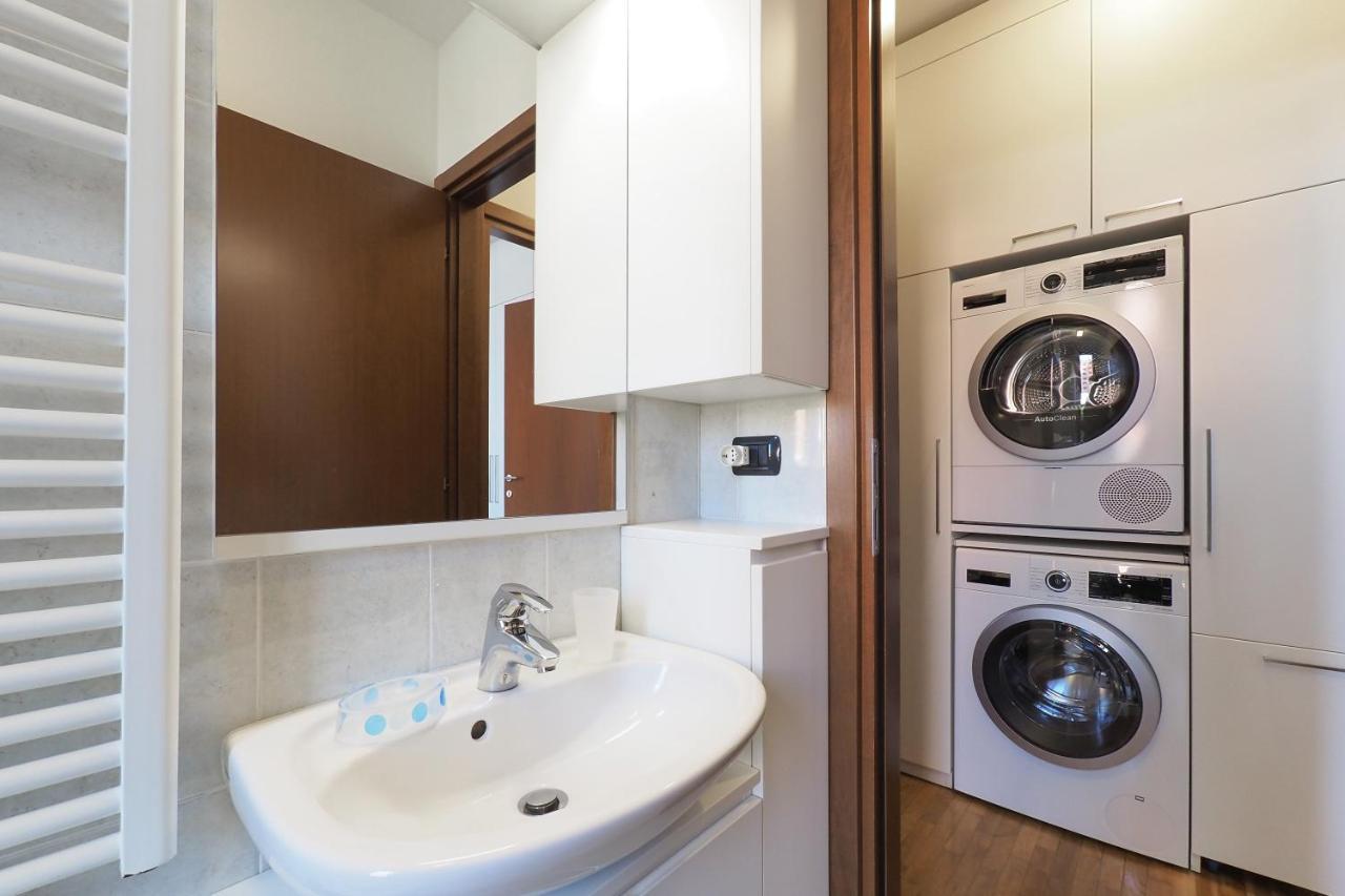 Primopiano - Eraclito Apartment Milan Luaran gambar